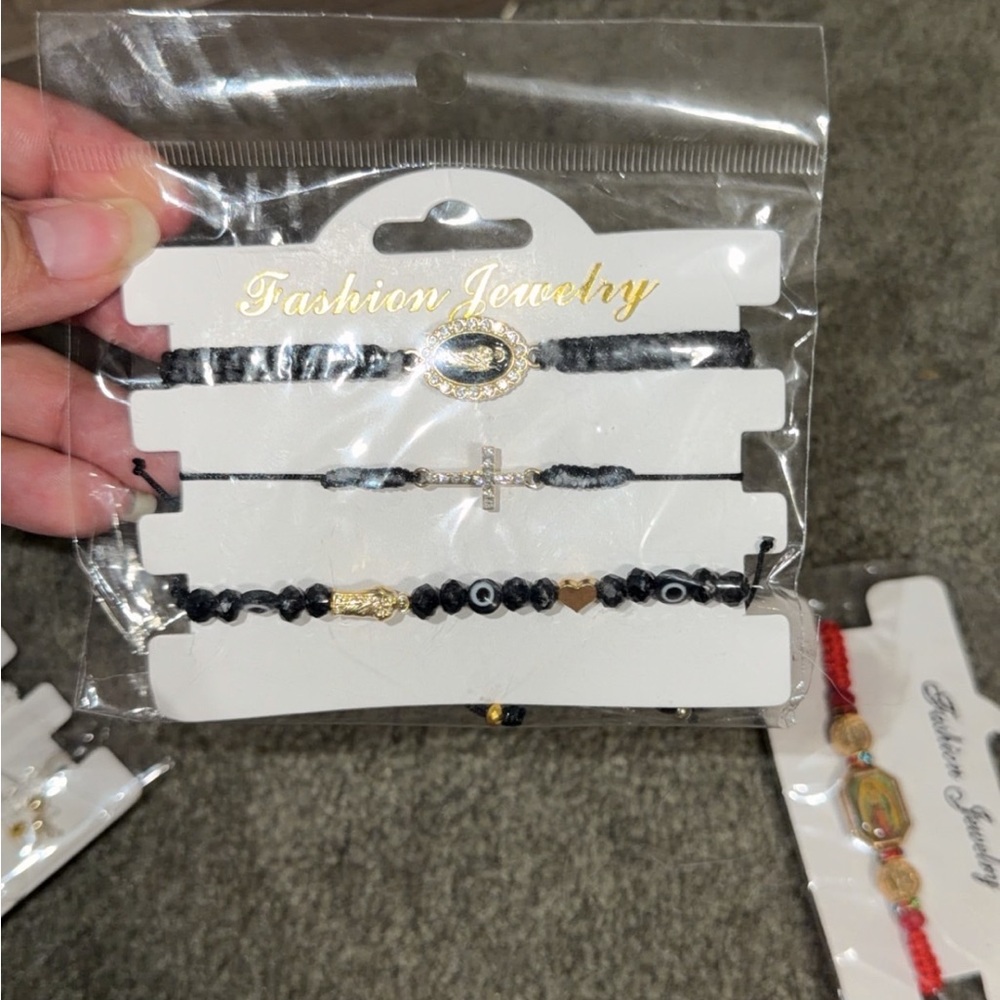 Fashion Jewelry Black Beaded Bracelet Set with Gold Accents
